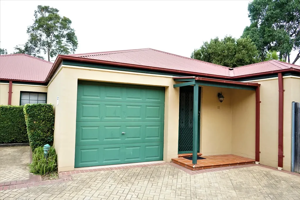 Well Presented Two Bedroom Villa