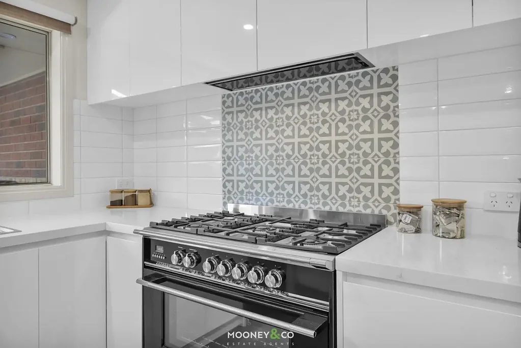 Cranbourne 4ห้องนอน Style, Space & So Much More!