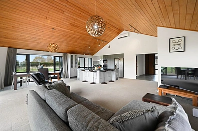 59 Racecourse Road, Waipa District, Waikato, 3 Bedrooms, 2 Bathrooms, House