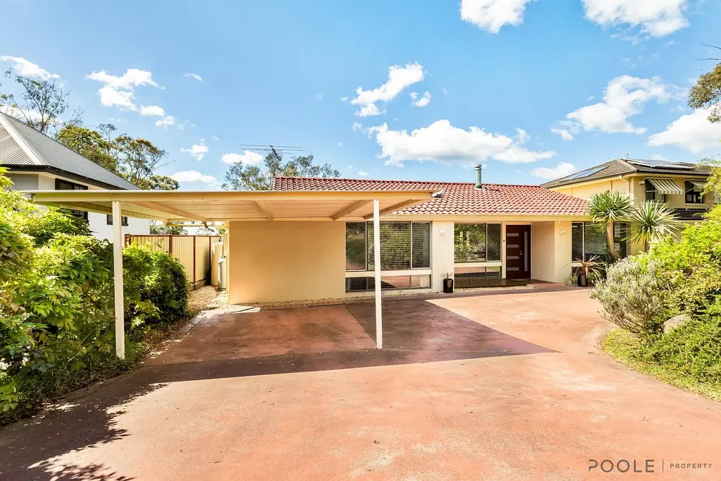Woodford 3Kwarto Spacious & well presented single level home