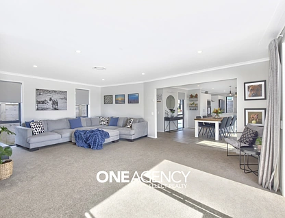 27 Topsail Way, Whitby, 4房, 2浴, 独立屋