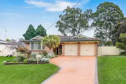 16 ALMOND ST, Wilton