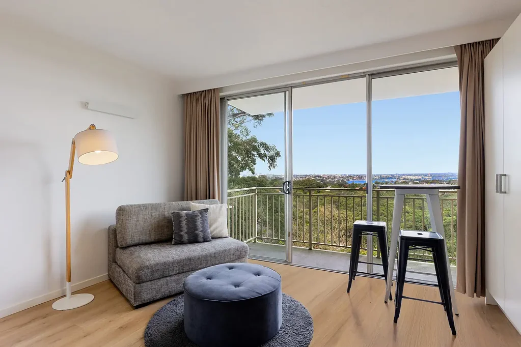 Furnished Studio With Parking And Sweeping Views