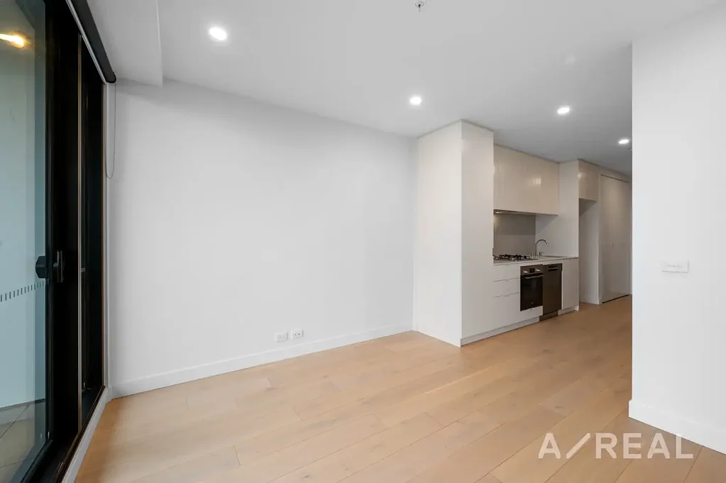 Modern 1-Bedroom Apartment in Liberty One – Prime Footscray Location