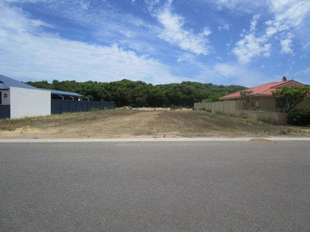14 Gillam Drive, Dongara, WA 6525