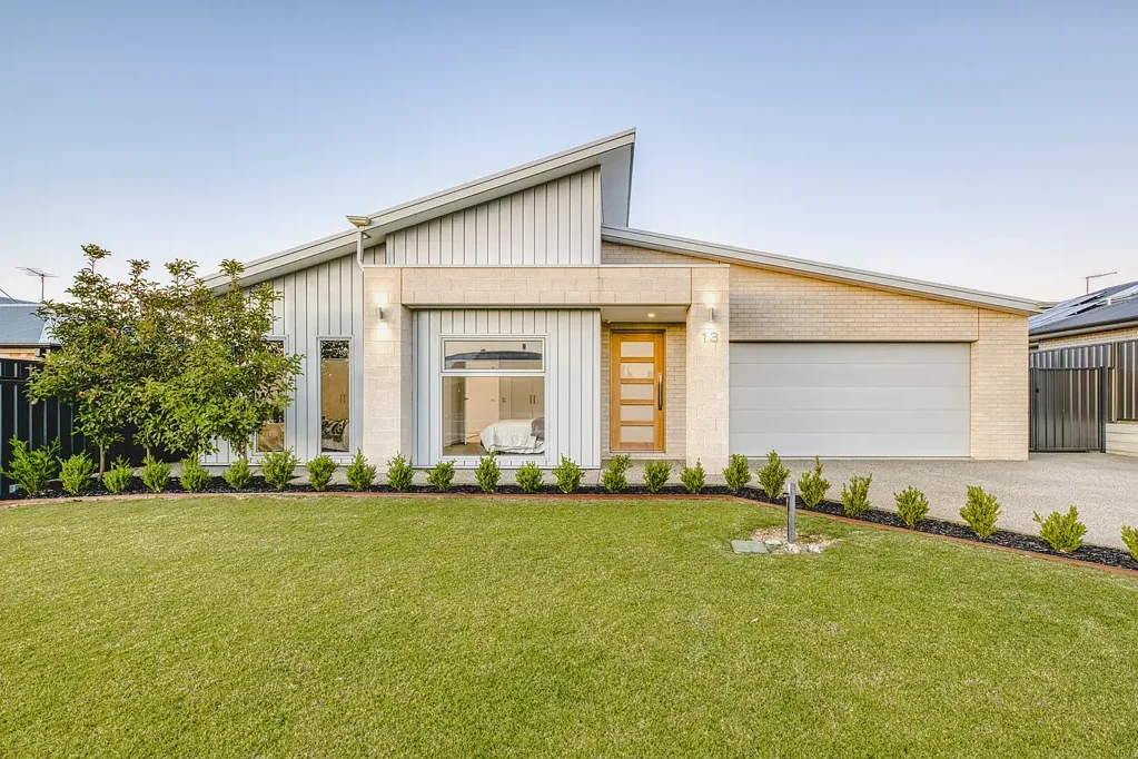 13 Lee Court, Gol Gol, NSW 2738