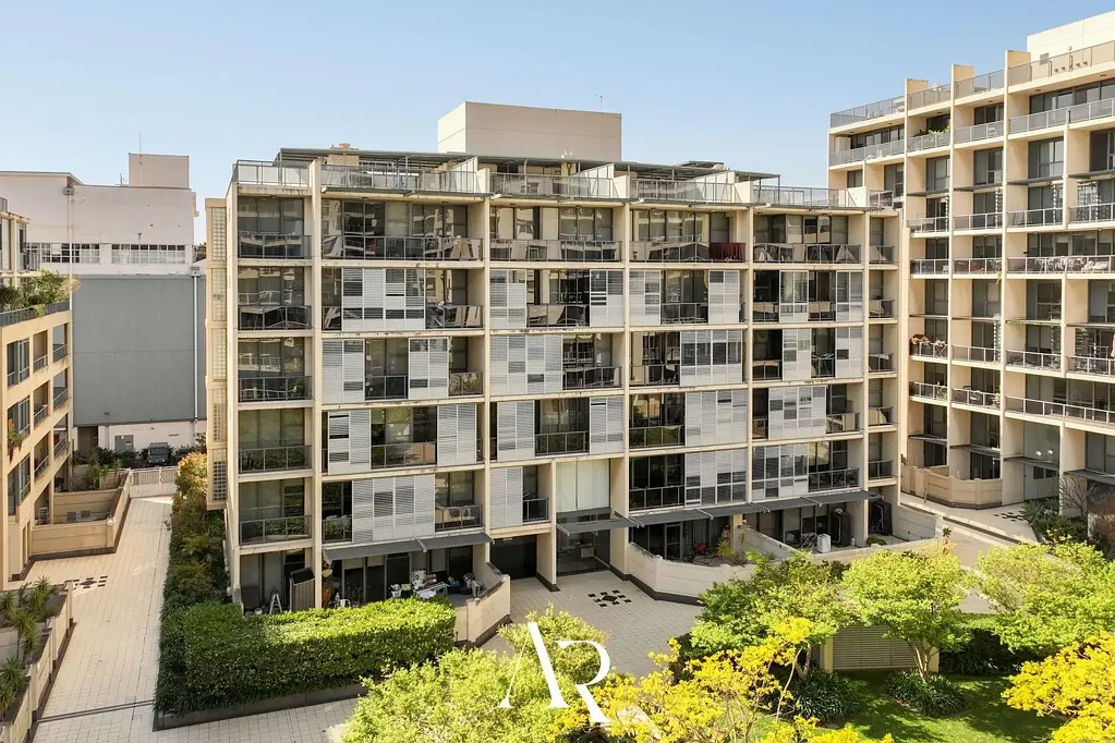 Waterloo 2બેડરૂમ Modern Two-Bedroom Apartment with Pool, Gym & Secure Parking