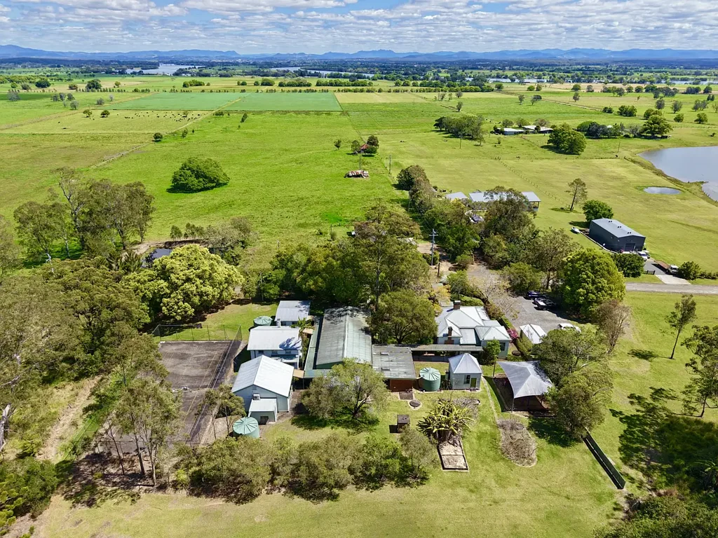 Oxley Island  A PIECE OF HISTORY WITH A FUTURE YET TO BE WRITTEN