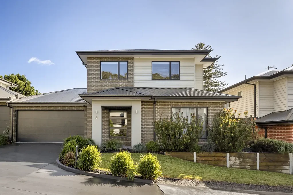 Frankston 3Moenga Effortless Living in The Sanctuary