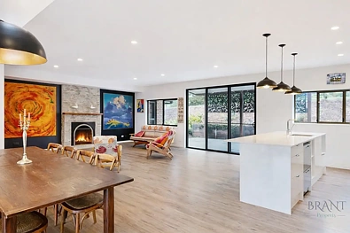 10 Hilltop Crescent, Maleny, QLD 4552, 4 slaapkamers, 2 badkamers, House