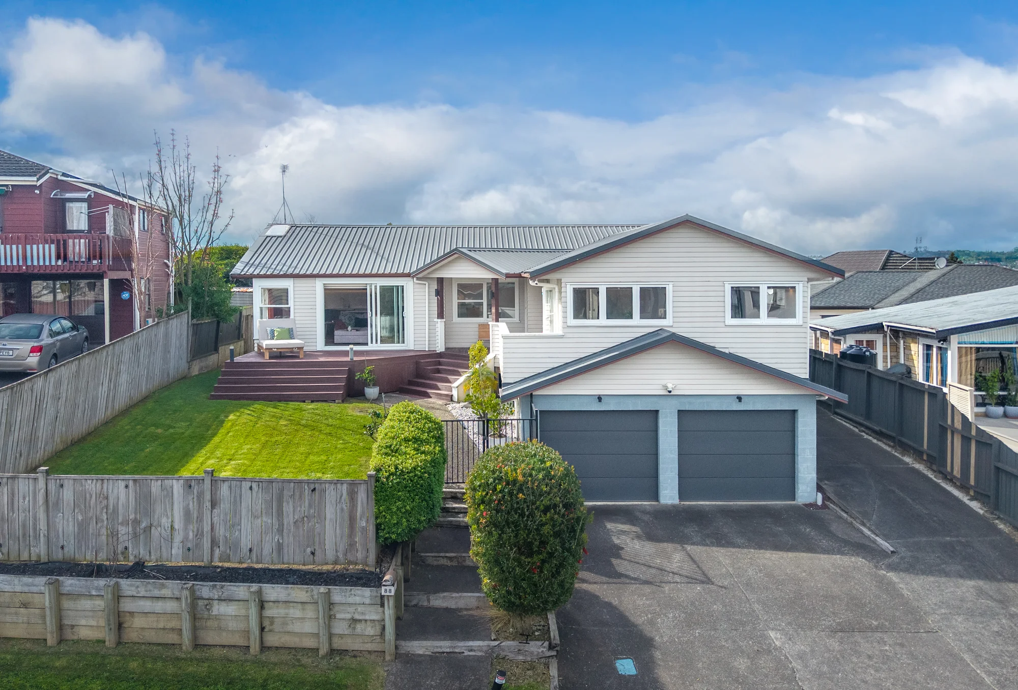 Pakuranga Heights 4कमरा Big Home. Bonus Sleepout. Endless Possibilities