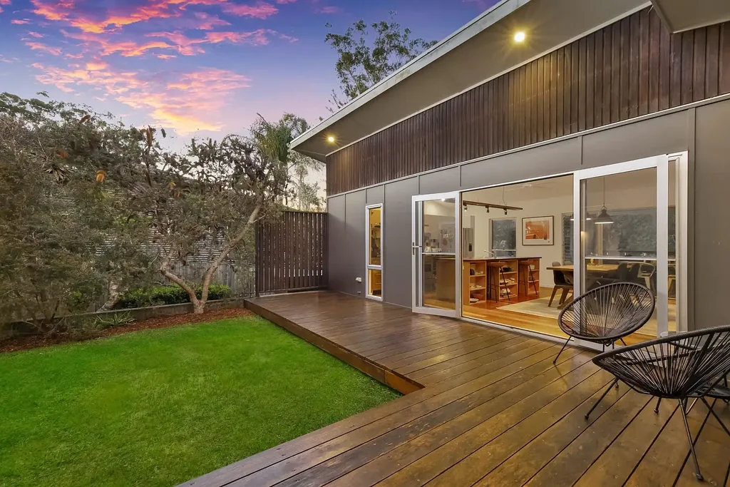 Avoca Beach 4ห้องนอน Timeless Luxury Just Steps from Avoca Beach