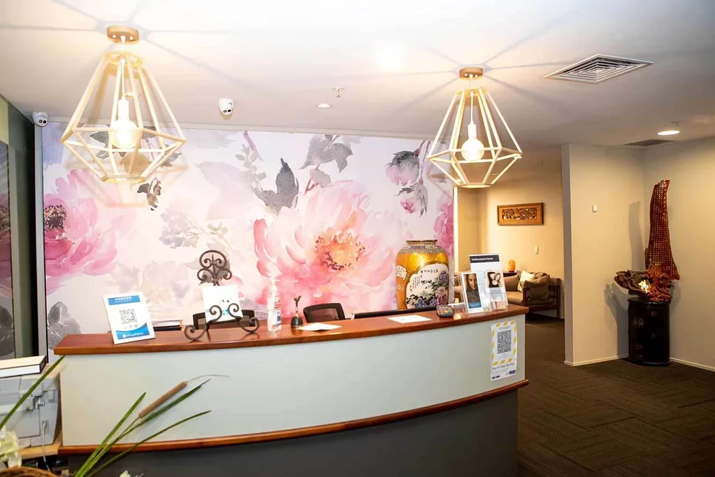 Auckland Central SPACIOUS RETAIL OPPORTUNITY IN CROWNE PLAZA