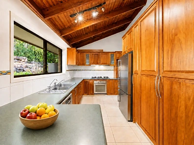 29 Monaro Road, Mudgeeraba, QLD 4213, 4 Bedrooms, 2 Bathrooms, House