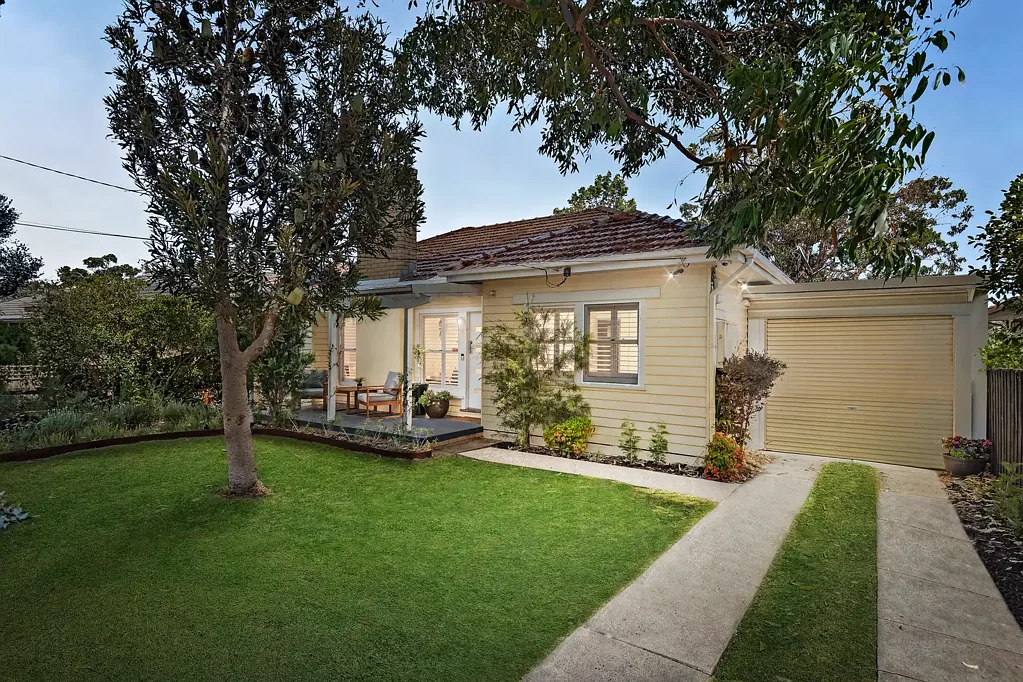21 Duncan Avenue, Seaford, VIC 3198