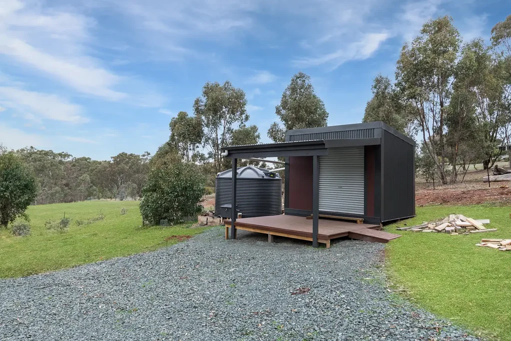Heathcote 2.7 ACRES - WITH A PLANNING PERMIT