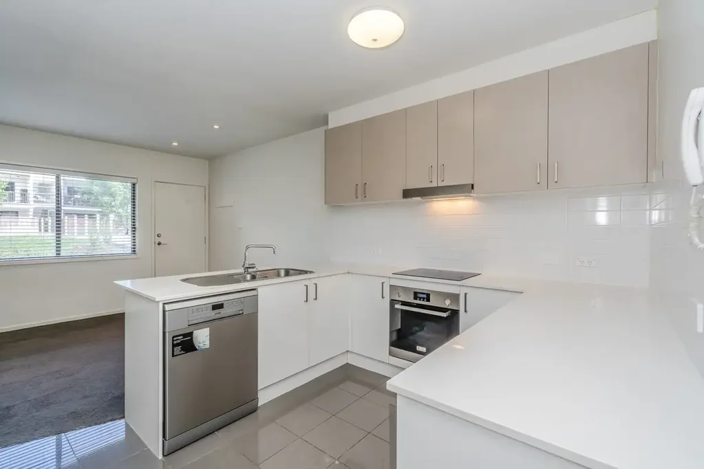 Modern Townhouse in Prime Inner South Location