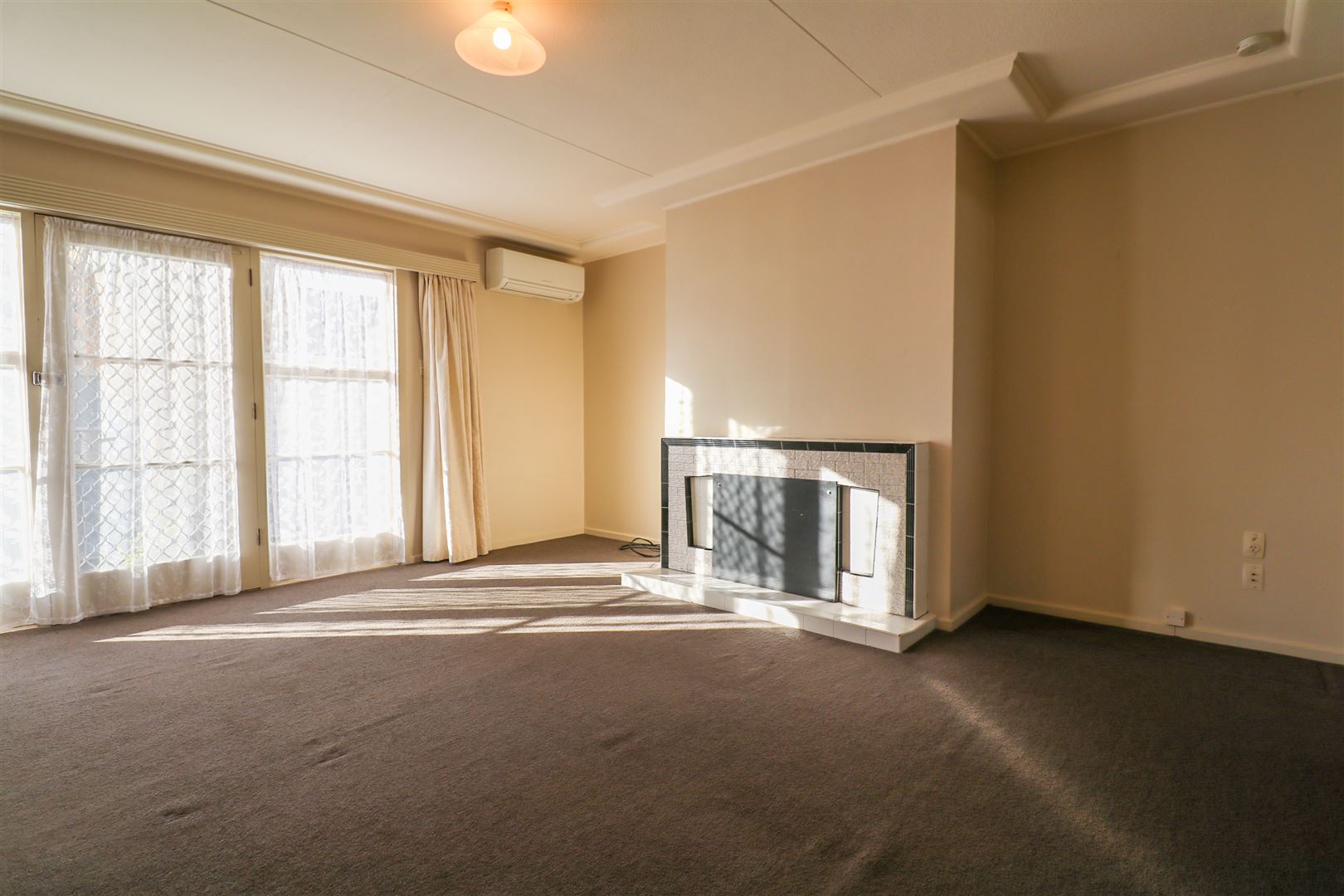 2/8 Nile Street, Highfield, Timaru, 2 침실, 1 욕실