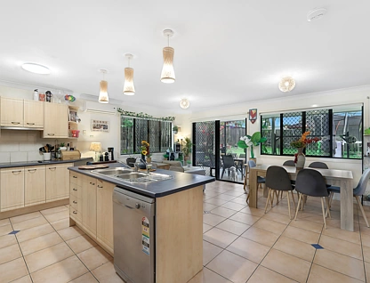 1/14 Crosby Avenue, Pacific Pines, Gold Coast, 3 chambres, 2 salles de bain, Apartment