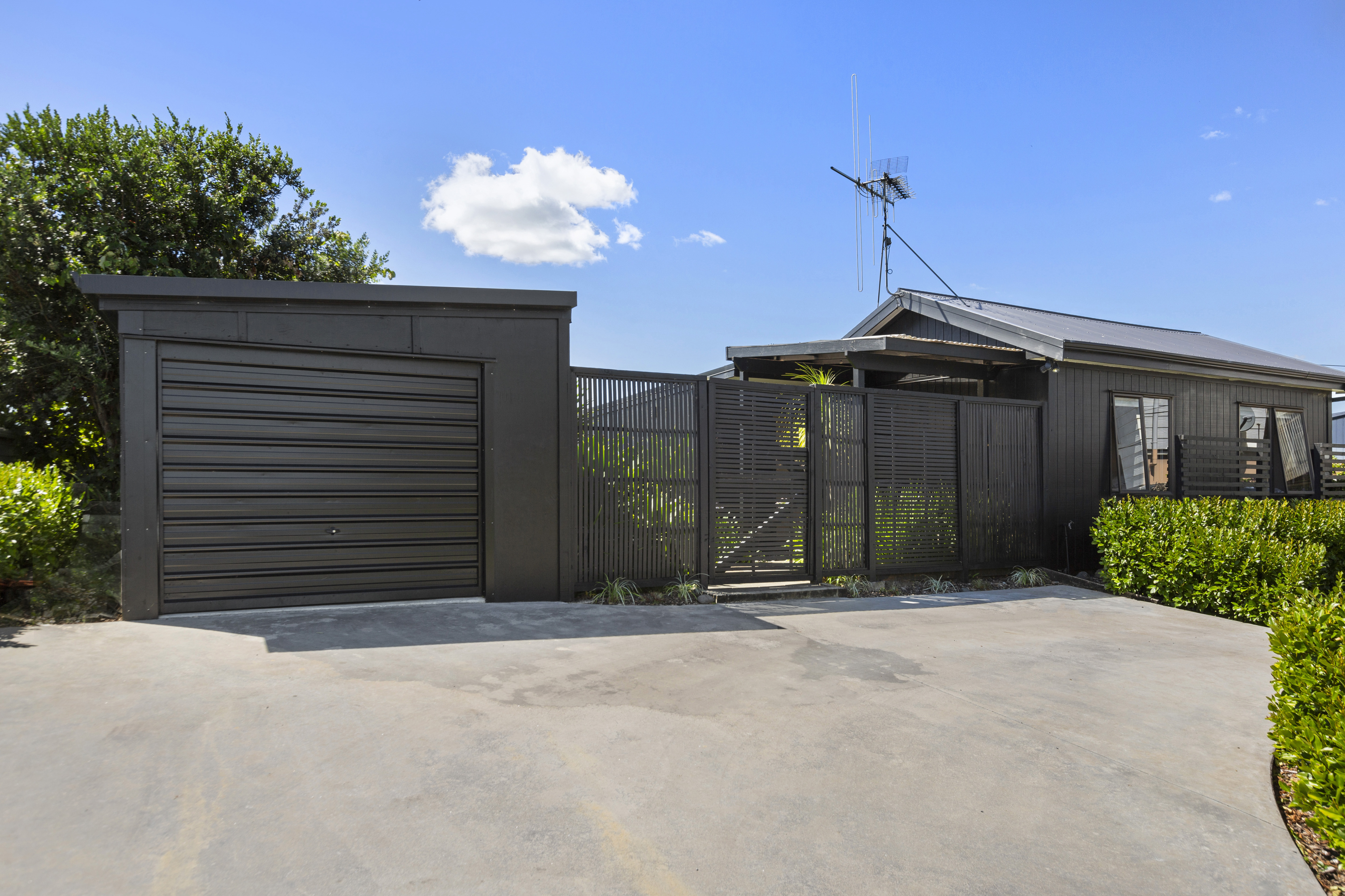 26 Main Road, Raglan, Waikato, 2 રૂમ, 1 બાથરૂમ, House