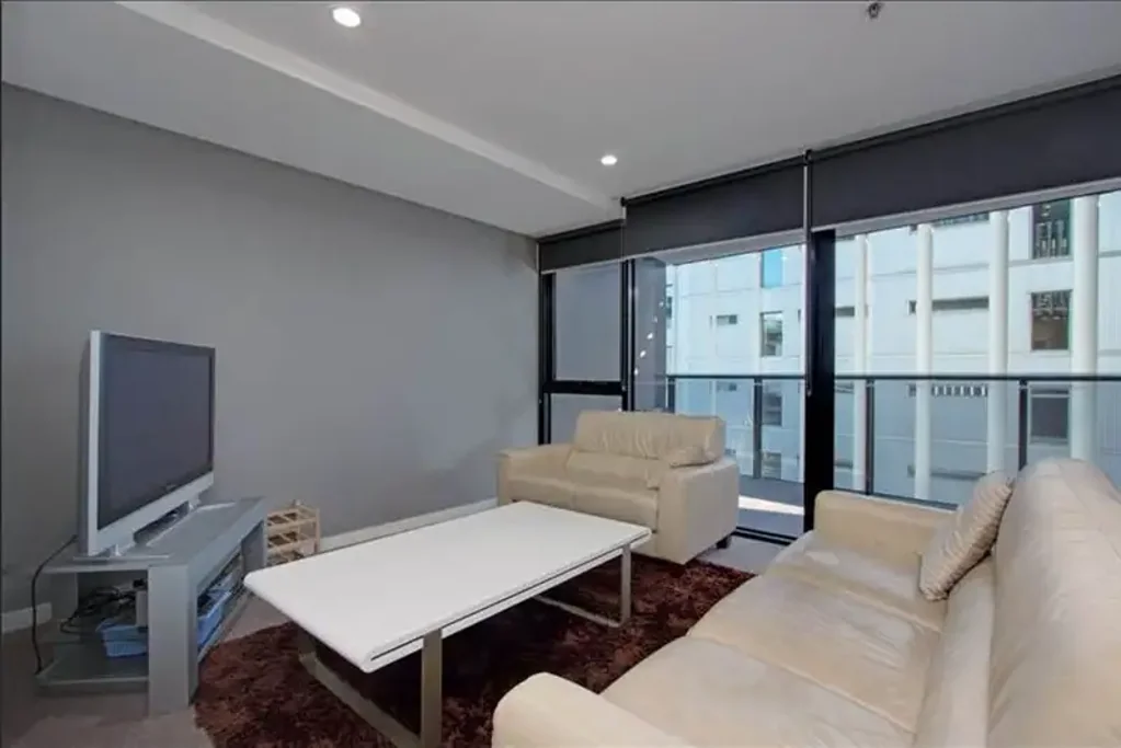 Furnished 1-Bedroom Apartment in the Heart of Docklands