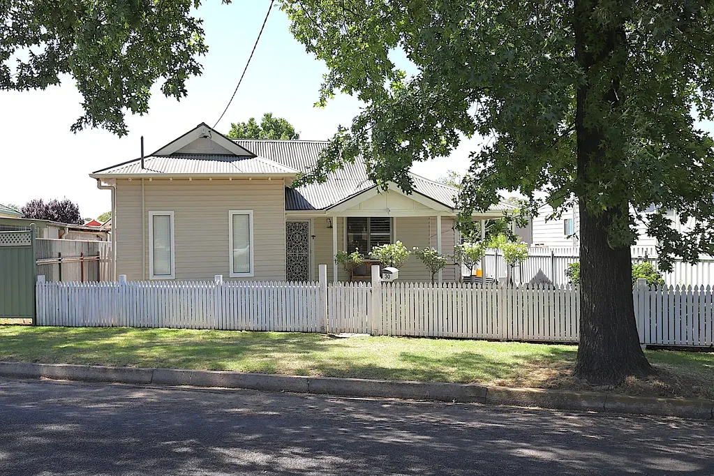 30 Congou, Cootamundra, NSW 2590