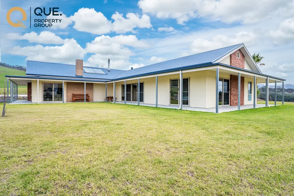 Tallangatta 3chambre Modern Country Living on Over 20 Acres!