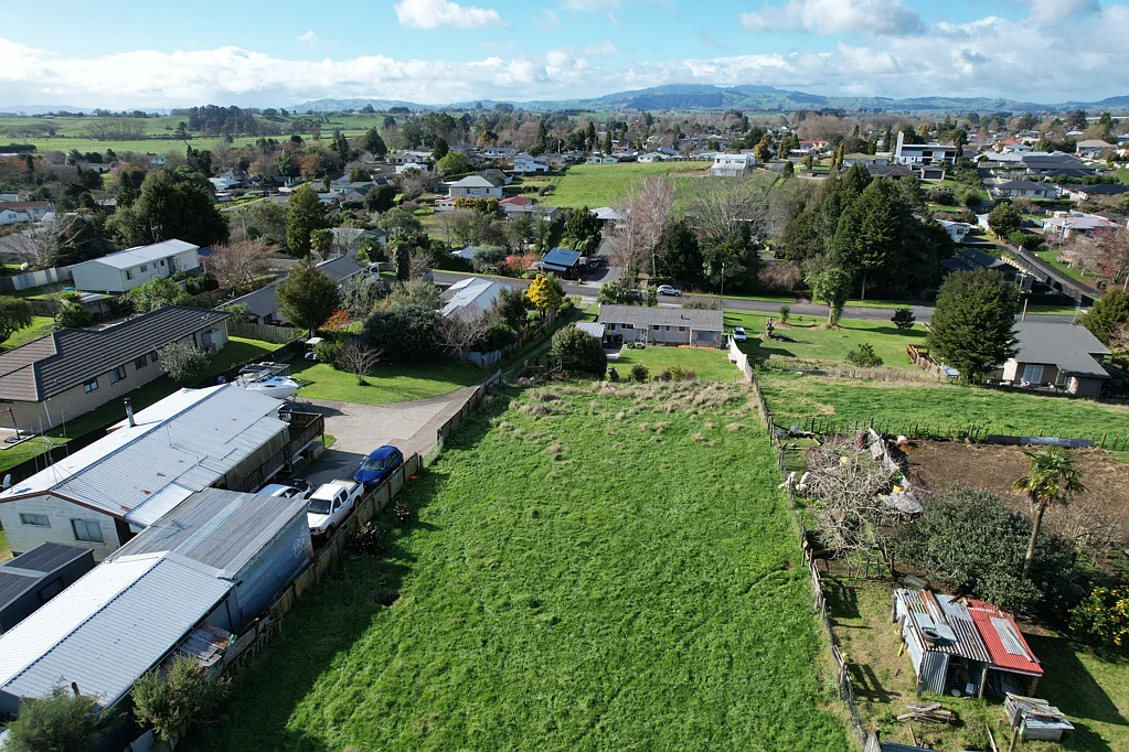 Kihikihi Build, Invest or Landbank