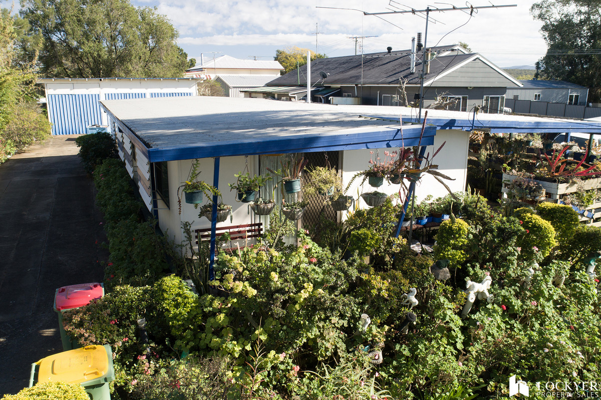 18 VICTOR ST, GRANTHAM QLD 4347, 0 rūma, 0 rūma horoi, House