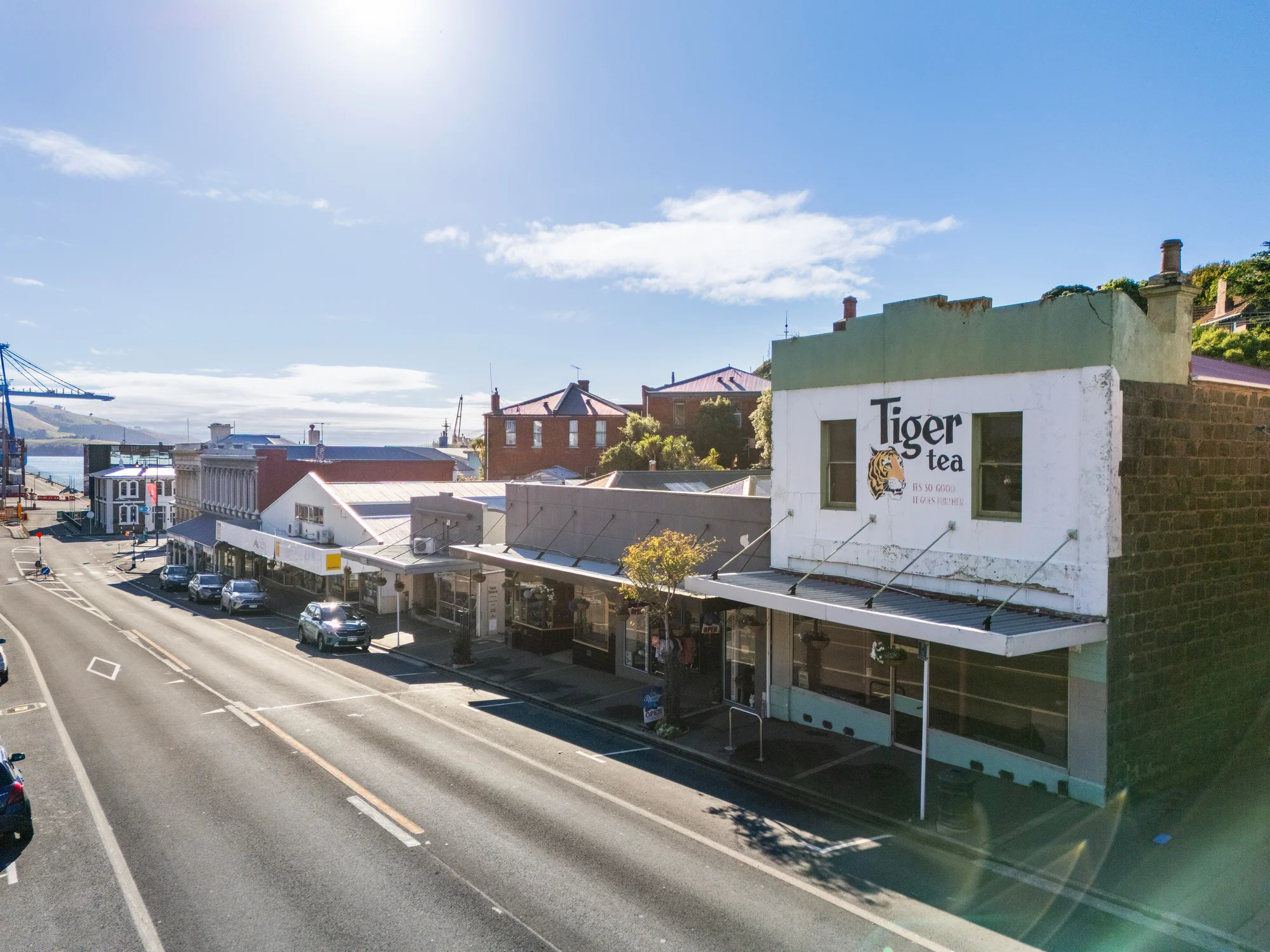 Port Chalmers 3房  3 Bed Flat with Retail Space: Not Yet Under Offer!