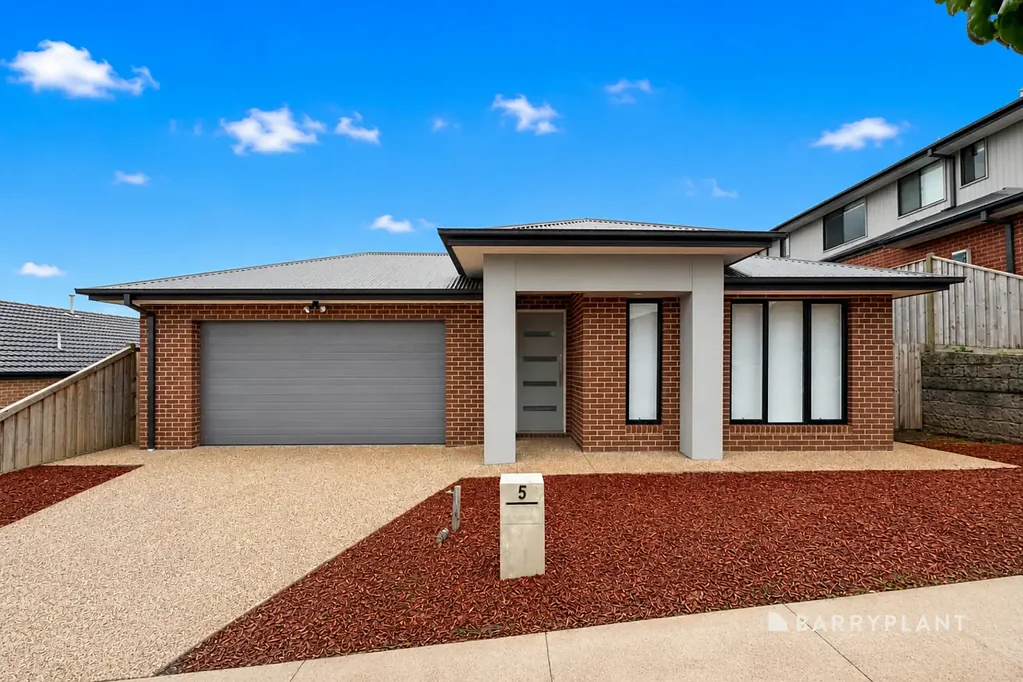 Modern Family Living in a Convenient Warragul Location