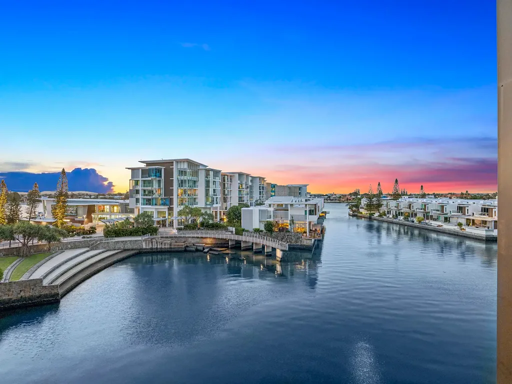 6401 Ephraim Island, Paradise Point, QLD 4216