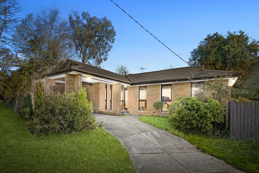 Ringwood 3chambre Relaxed Family Living in a Peaceful Ringwood Setting
