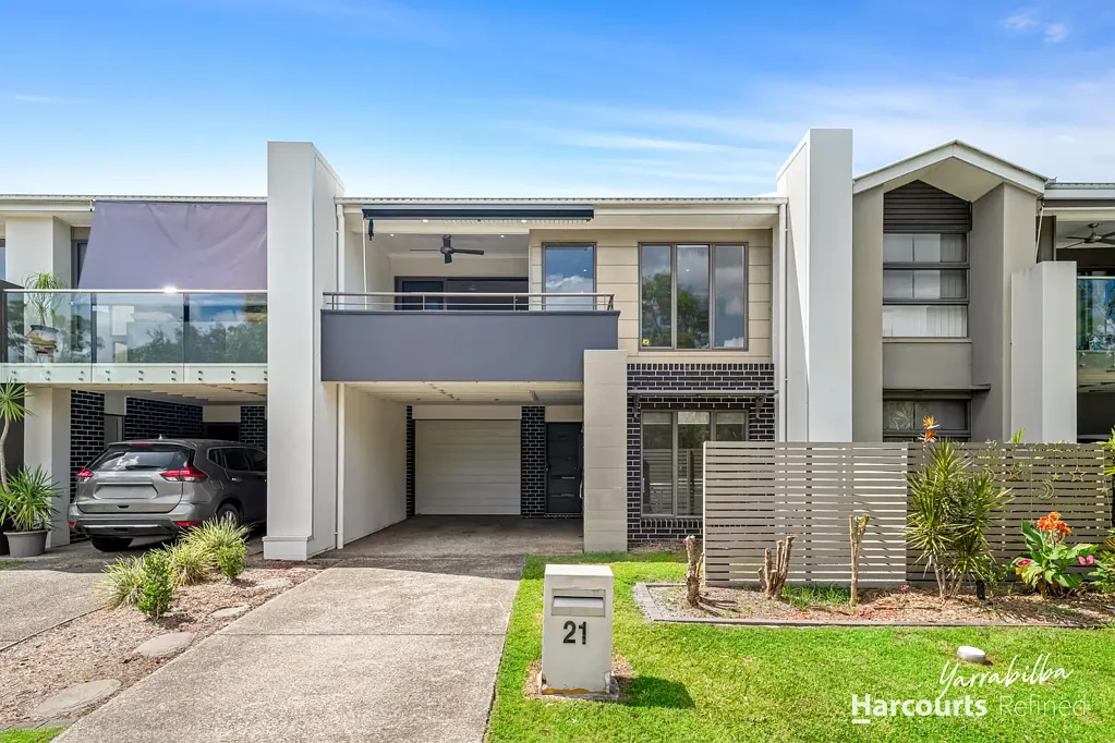 EASY LIVING IN A QUIET STREET - MOVE IN READY