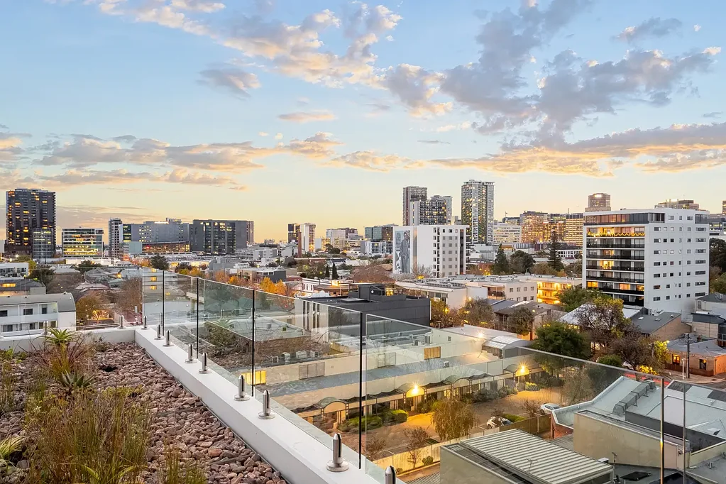 Adelaide 2房  Stylish City Living Next to Adelaide's Vibrant Core.