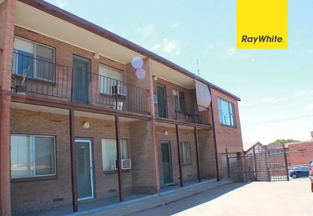 Flat in desirable area in town