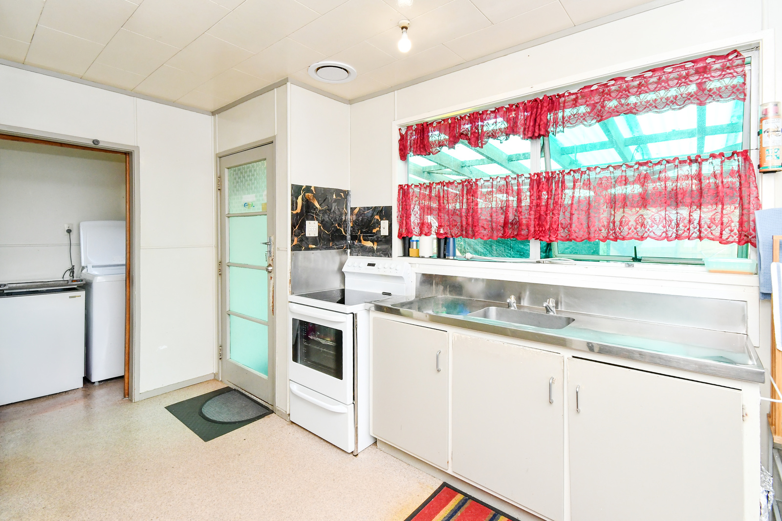 6 Astor Place, Manurewa, photo 4