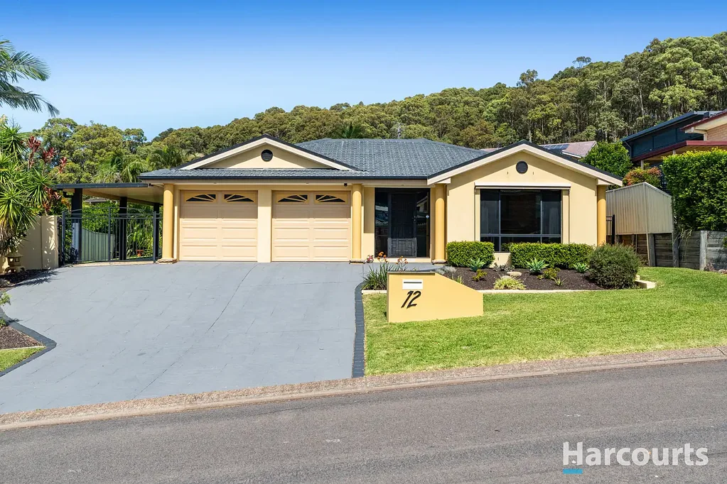 12 Pebble Beach Court, Belmont, NSW 2280