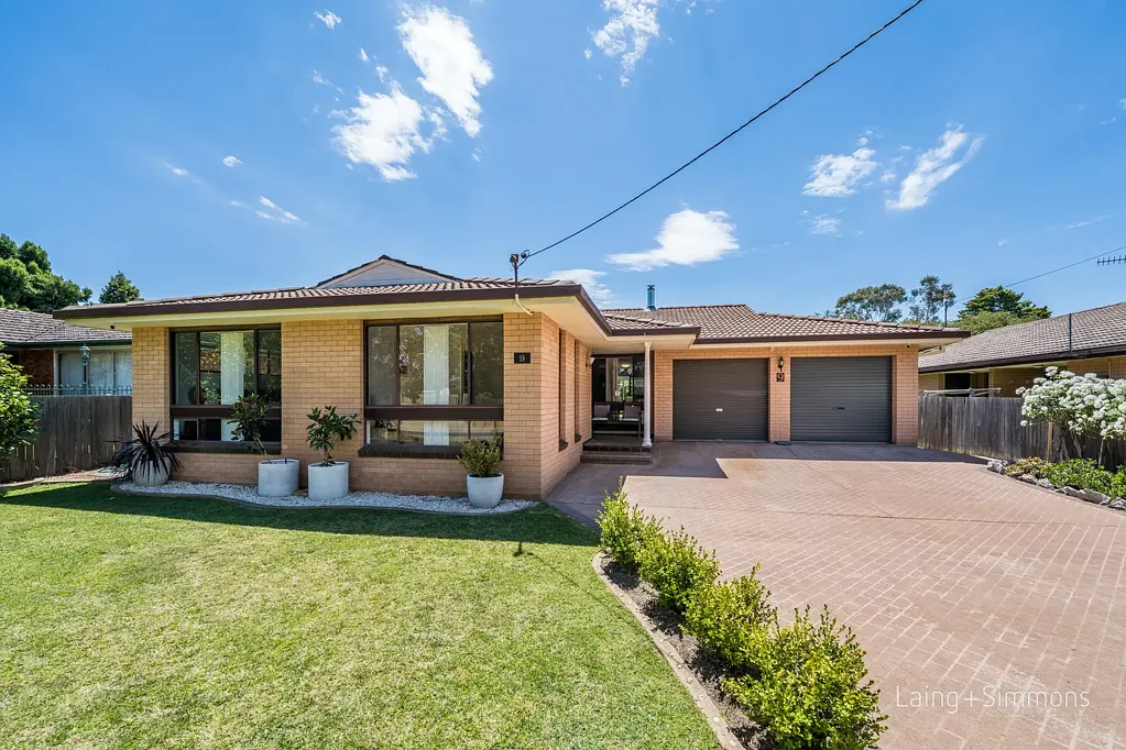 9 Duval Street, Armidale, NSW 2350