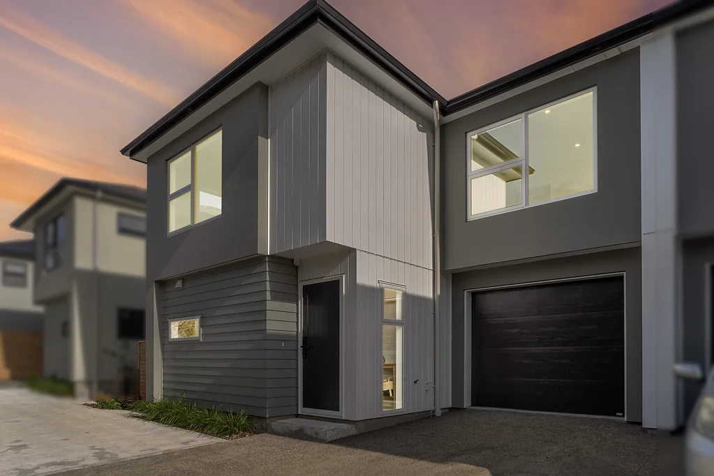 Stokes Valley 3Kwarto Stylish, Sleek, and Ready to Move In