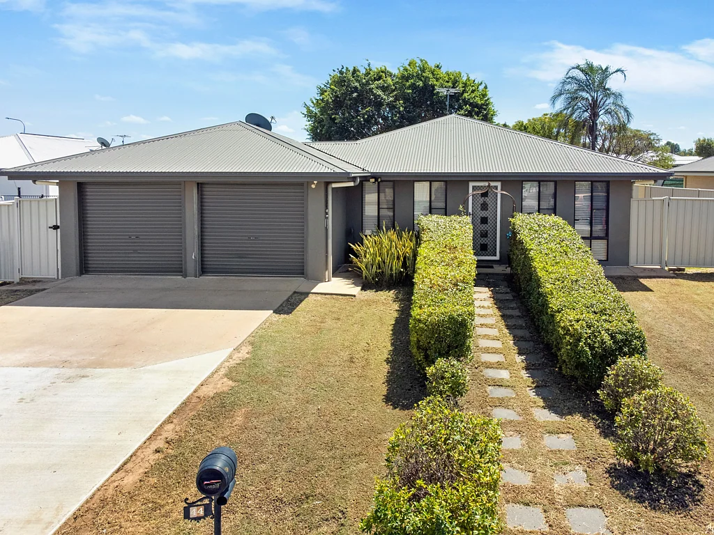 44 Mayfair Drive, Emerald, QLD 4720