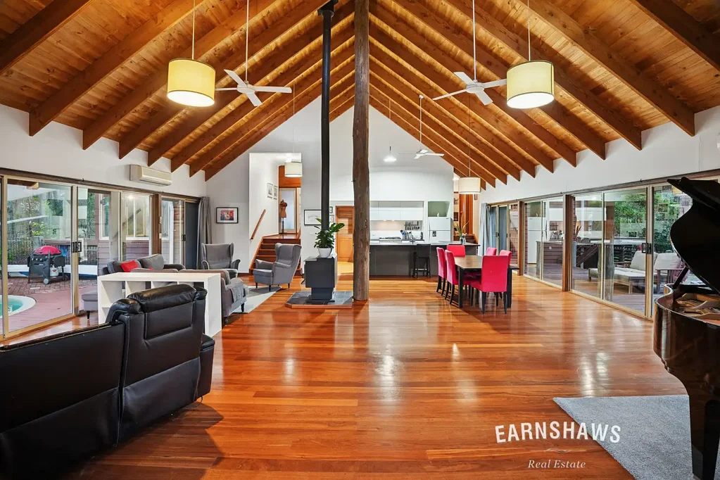 945 Martin Road, Mundaring, WA 6073