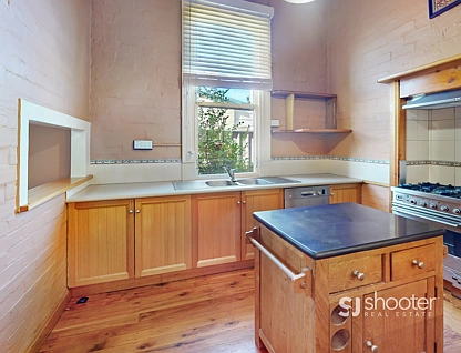 137 Bourke Street, Dubbo, NSW 2830, 5房, 3浴, 独立屋