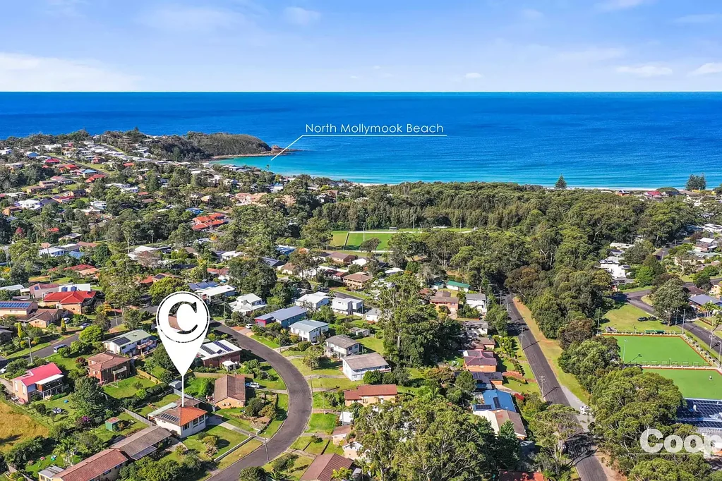 32 Bushland Avenue, Mollymook Beach, NSW 2539