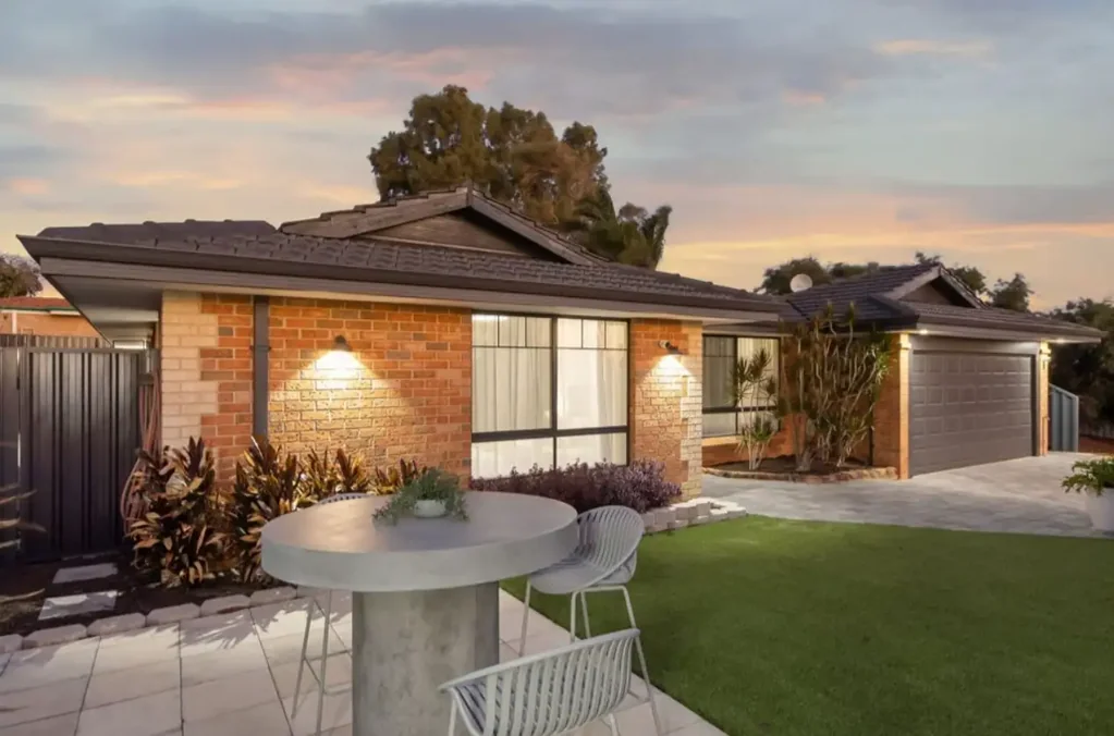 THE ULTIMATE BACKYARD ENTERTAINER IN KINROSS