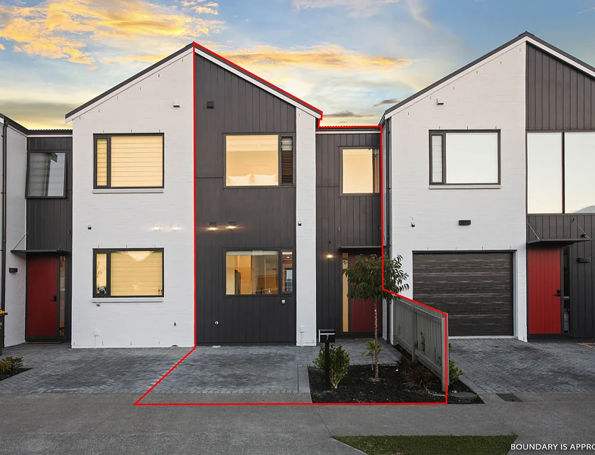 7 Rigby Drive, Whenuapai, Waitakere City, 3房, 2浴, Townhouse