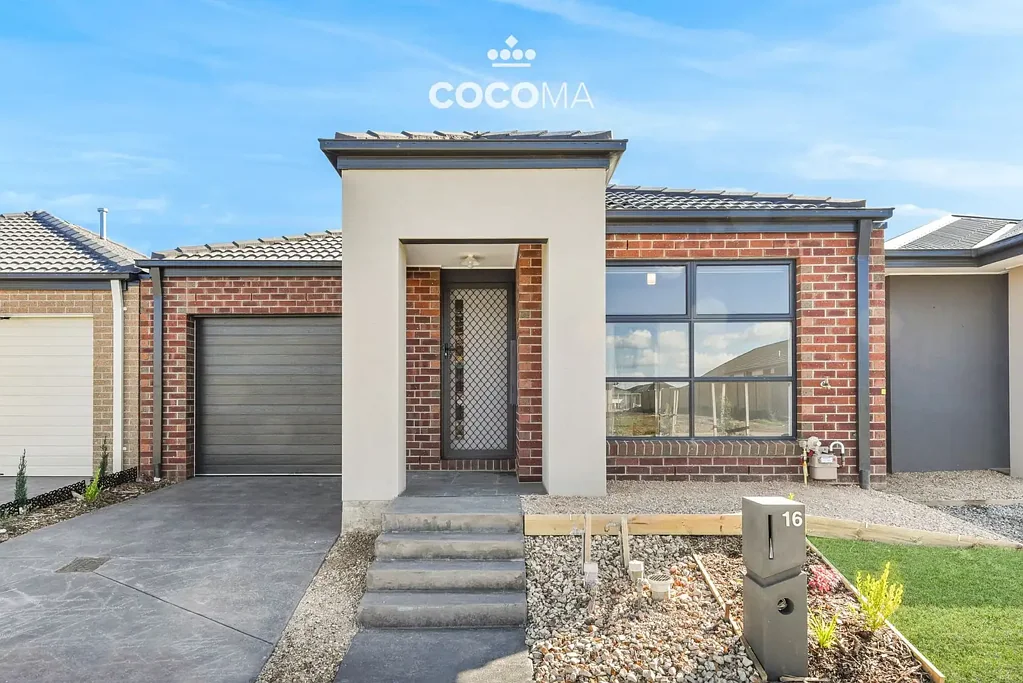 16 Evangeline Terrace, Cranbourne East, VIC 3977