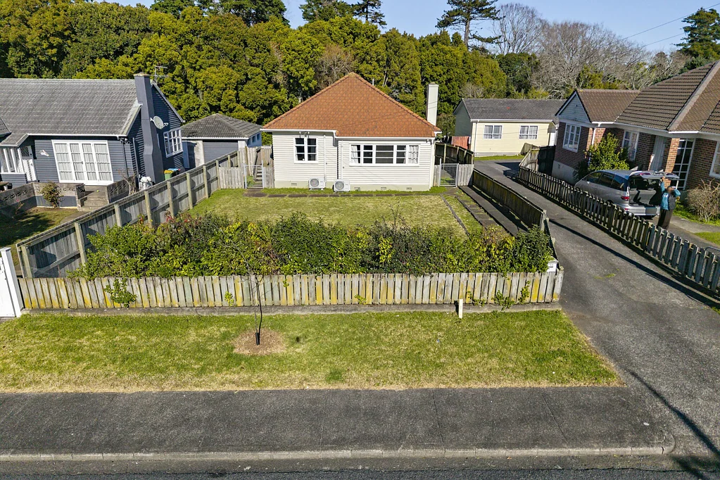 Otahuhu 2Habitaciones Character weatherboard home on 991sqm in Otahuhu