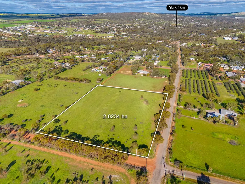 York  UNDER CONTRACT