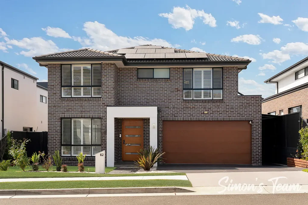 North Kellyville 6બેડરૂમ Elevated Family Living | Full Brick | 5–6 Bedrooms